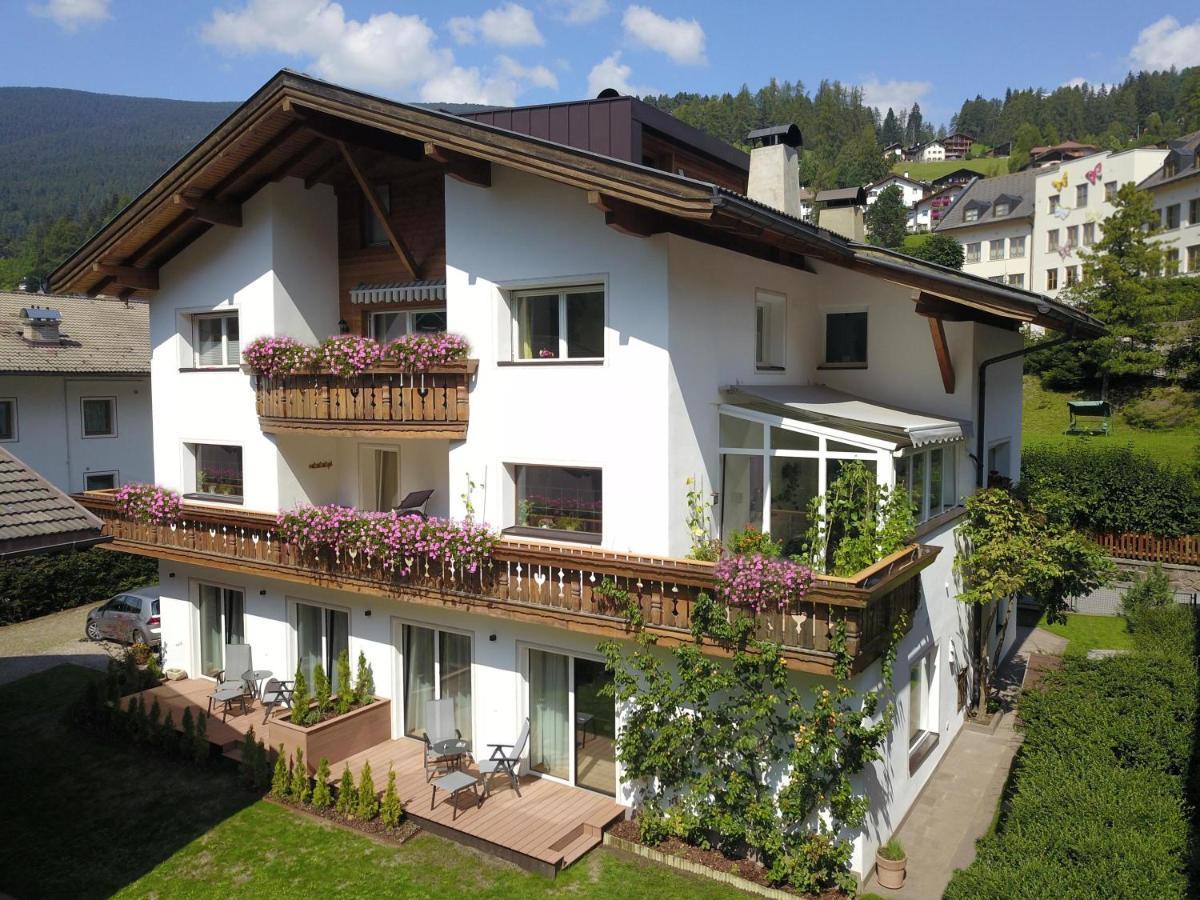Apartments Montblanc Seceda Ortisei Kültér fotó